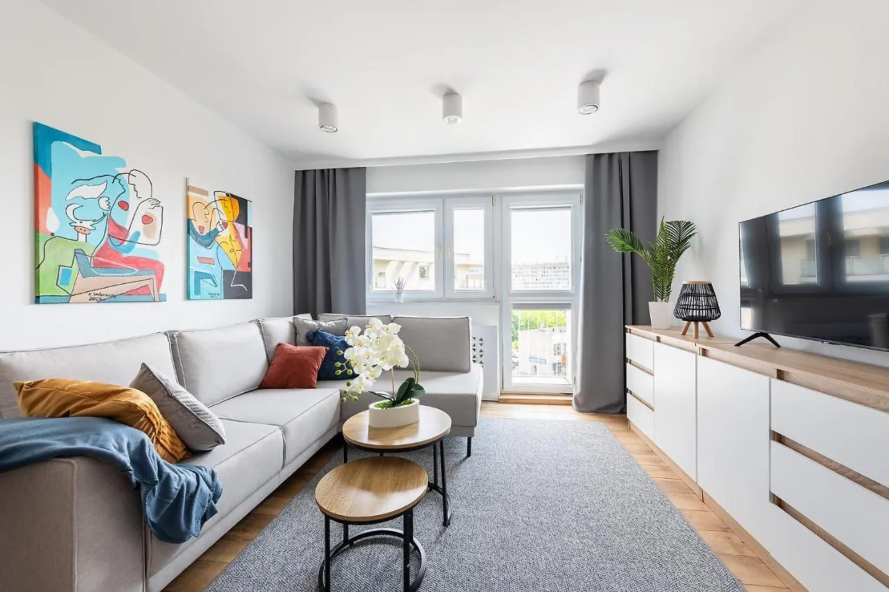 Apartment Good Apartments: Modern Stay Near Bielański Hospital and AWF Warsaw